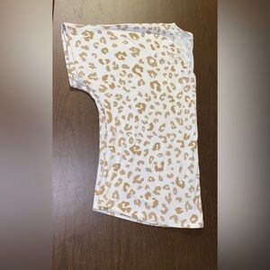 Entro Boutique Tee Leopard Print Large